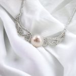 Fashionable Feather Necklace Angel Inlaid Pearl Necklace light 6