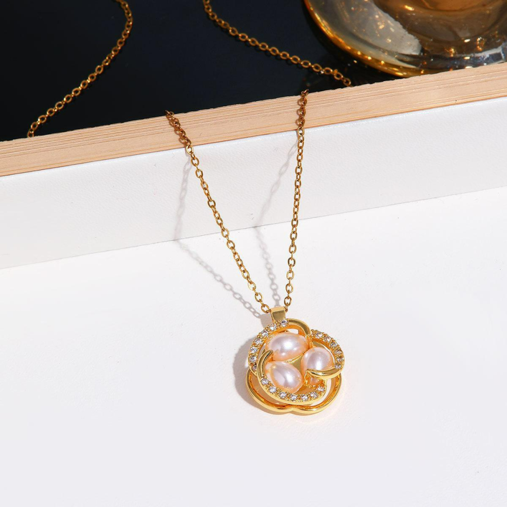 Rotating Pearl Flower Pendant Necklace 5